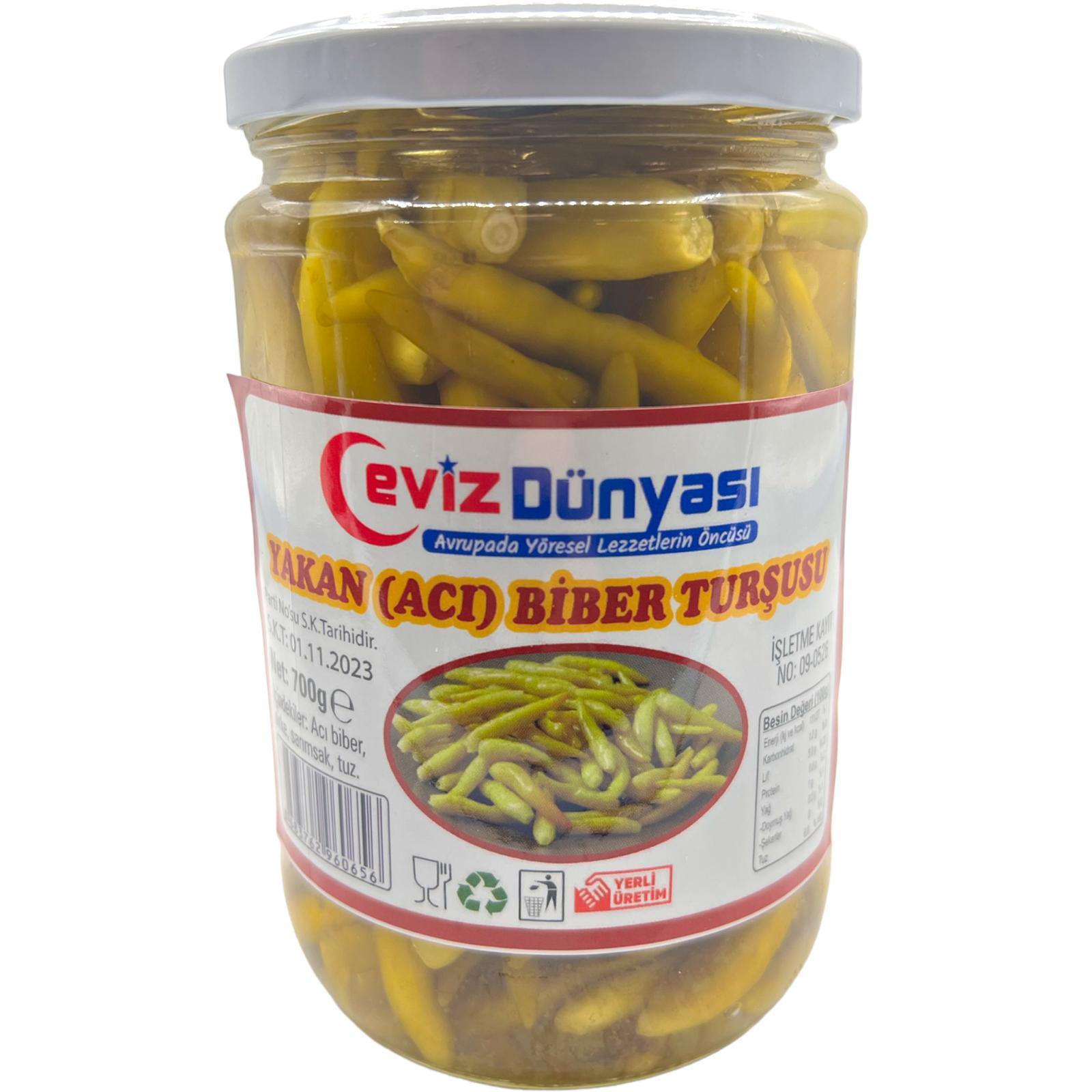 Yakan acı biber tursusu